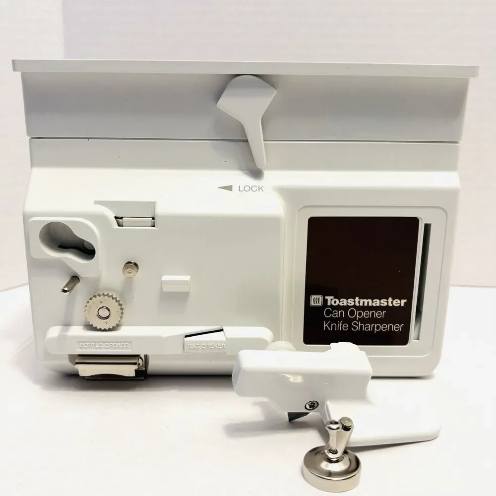 New Toastmaster Under Cabinet Electric Can Opener w/Knife Sharpener Model 2209